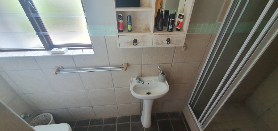 4 Bedroom Property for Sale in Linkside Western Cape